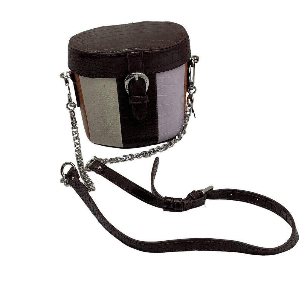 Madden NYC Womens Buckle Canteen Crossbody Bag Purse Chain Accent Color Block